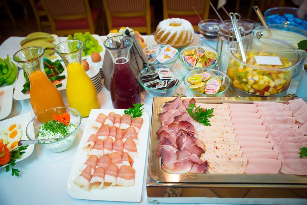 Hotel Restaurant Thadeushof Techelsberg 외부 사진